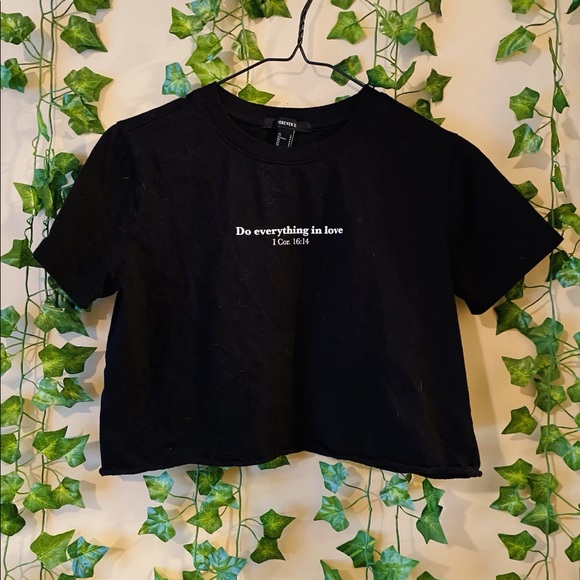 Forever 21 Tops - Forever 21 crop top S